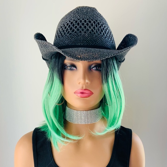 No Further Discount 🤩 Ombre Green “Put On & Go” Synthetic Wig for Costumes… - Picture 6 of 7
